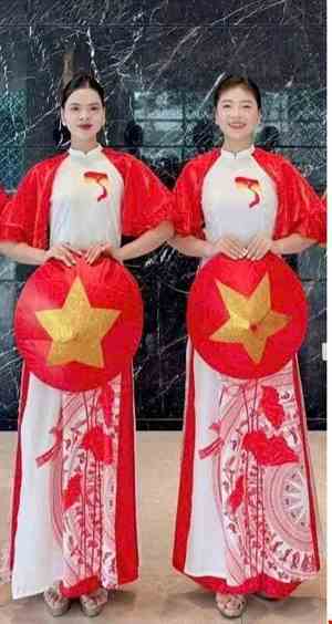 áo dài múa hát sử ca