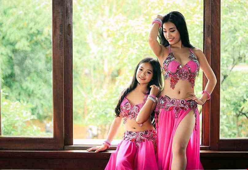 kinh nghiệm chọn thuê trang phục múa alibaba