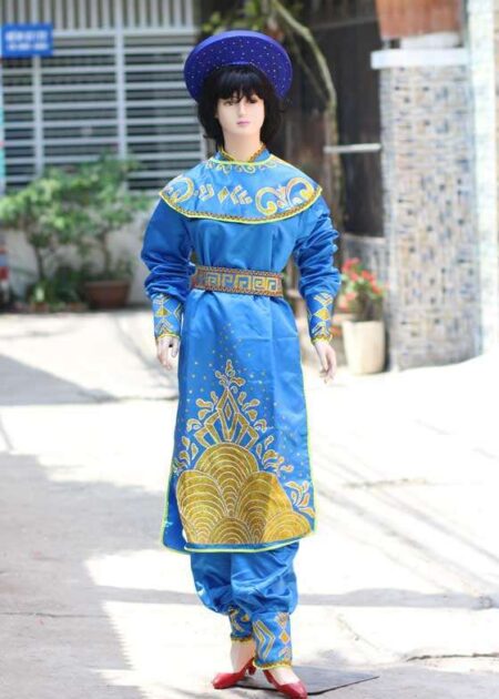 Áo dài tướng màu xanh dương vẽ hoạ tiết