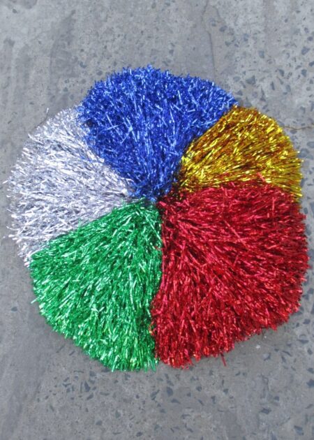 Bùm bum (bông tua) cổ động