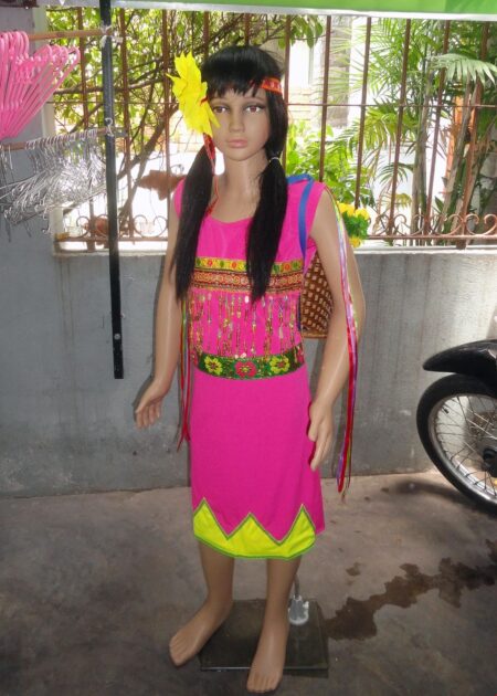 Đầm Tây Nguyên tiểu học thun hồng lửa vàng