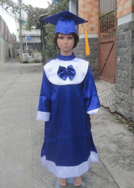 Đồ tốt nghiệp mầm non màu xanh bâu tròn có nơ