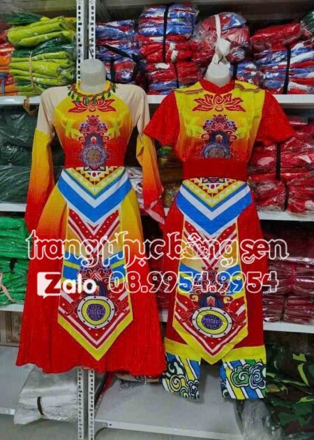Trang phục Âu Lạc nam nữ múa hát sử ca, màu cam vàng