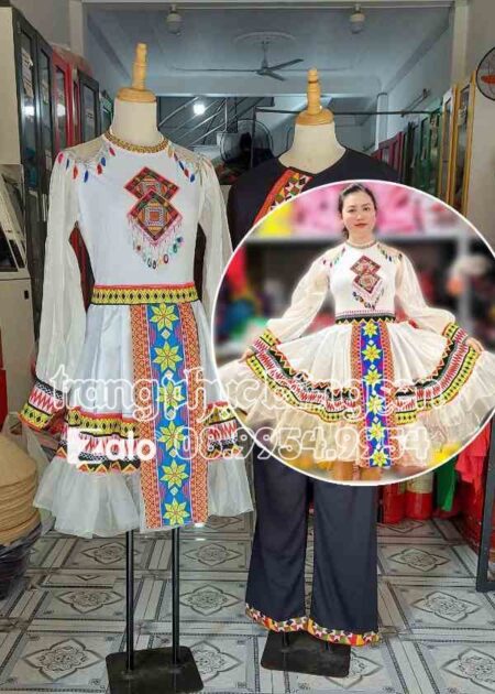 Trang phục dân tộc  H'Mông / Mèo áo váy trắng tay dài phối thổ cẩm