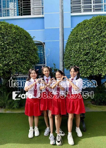 Trang phục hát múa trẻ em sơ mi áo váy cà vạt