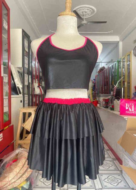 Trang phục nhảy hiện đại yếm váy da màu đen viền hồng