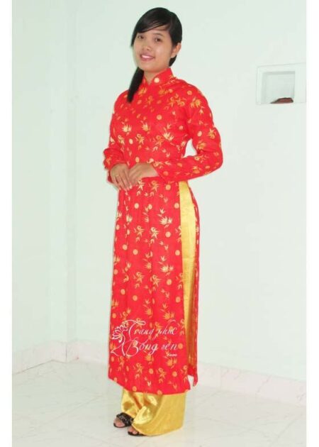 Áo dài gấm thọ - trúc màu đỏ