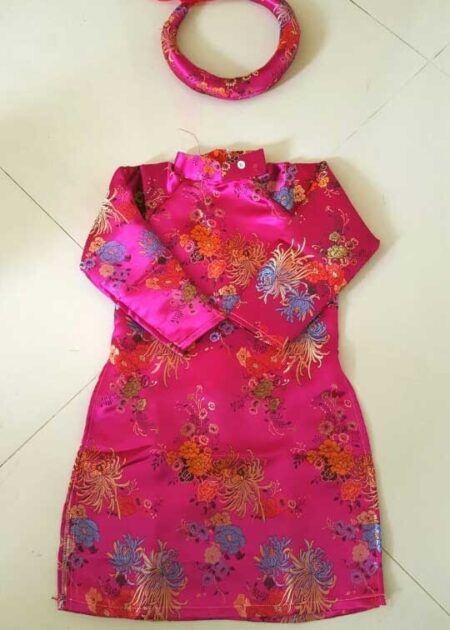 Áo dài nữ gấm hoa trẻ em màu hồng tươi