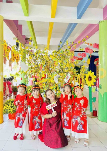 Áo dài trẻ em