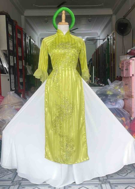 Áo dài váy múa hát xanh chuối vẽ kim tuyến