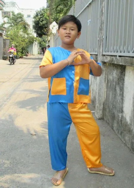 Bà ba đồng dao trẻ em cam - xanh dương