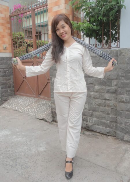 Bà ba nữ kate màu kem