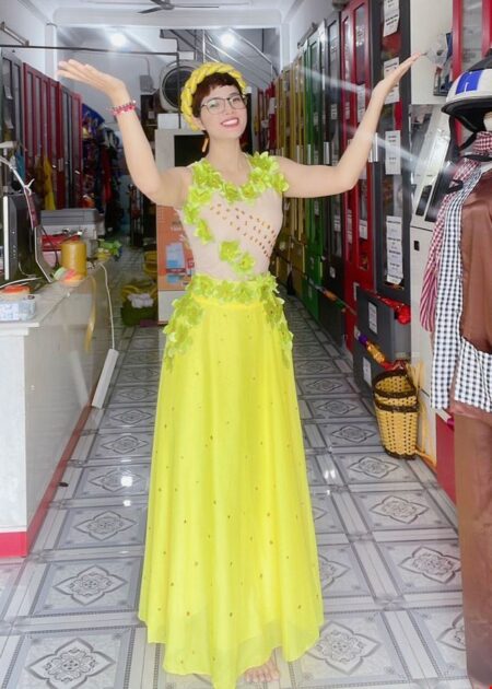 Đầm/ áo váy múa hát đương đại, áo da đính đá dán hoa