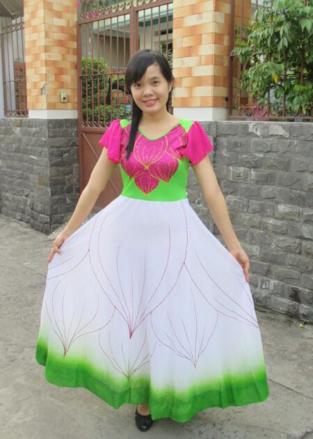 Đầm múa sen, ngực sen úp