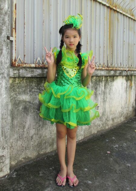 Đầm múa trẻ em kim sa 3 lớp màu xanh két