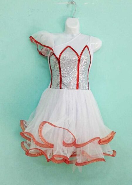 Đầm trắng kim sa ngực sen trẻ em