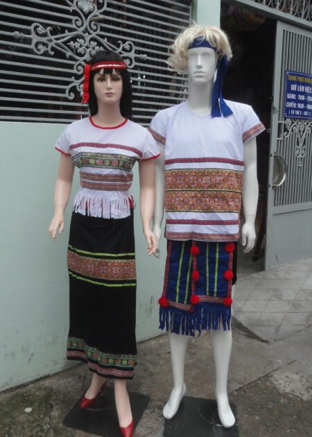 Dân tộc MẠ