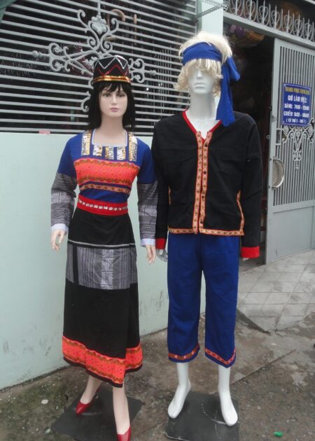 Dân tộc PHÙ LÁ