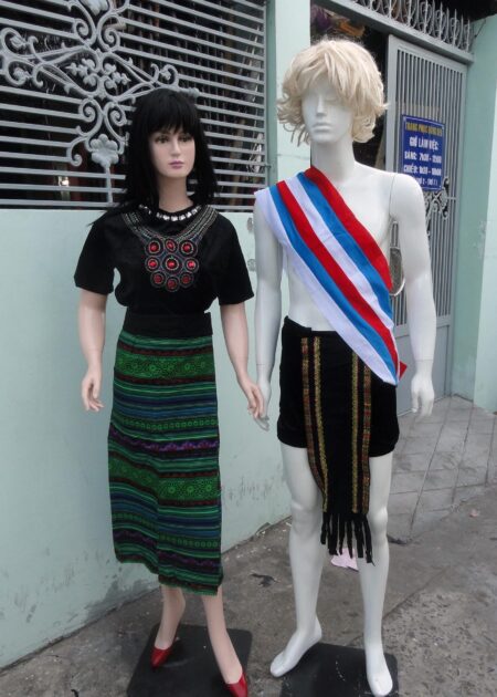 Dân tộc RƠ MĂM