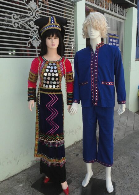 Dân tộc SI LA
