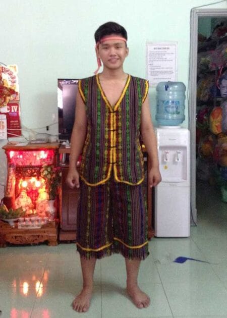 Tây Nguyên nam vải thổ cẩm