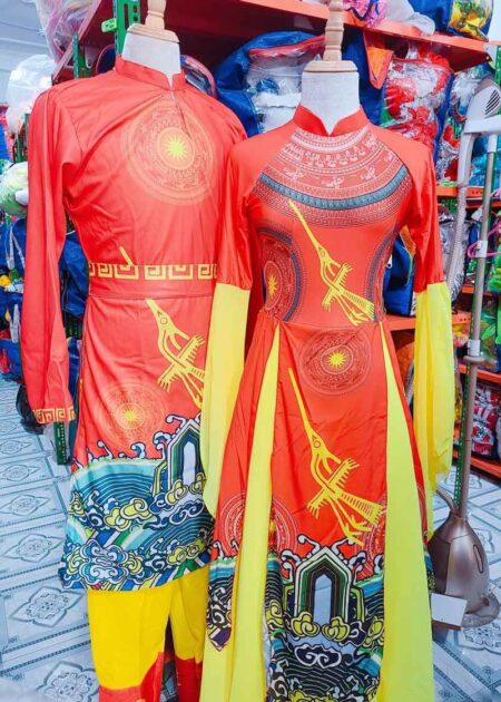 Trang phục Âu Lạc đỏ tay dài (Bộ nam + nữ)