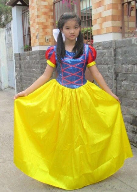 Trang phục Bạch Tuyết trẻ em