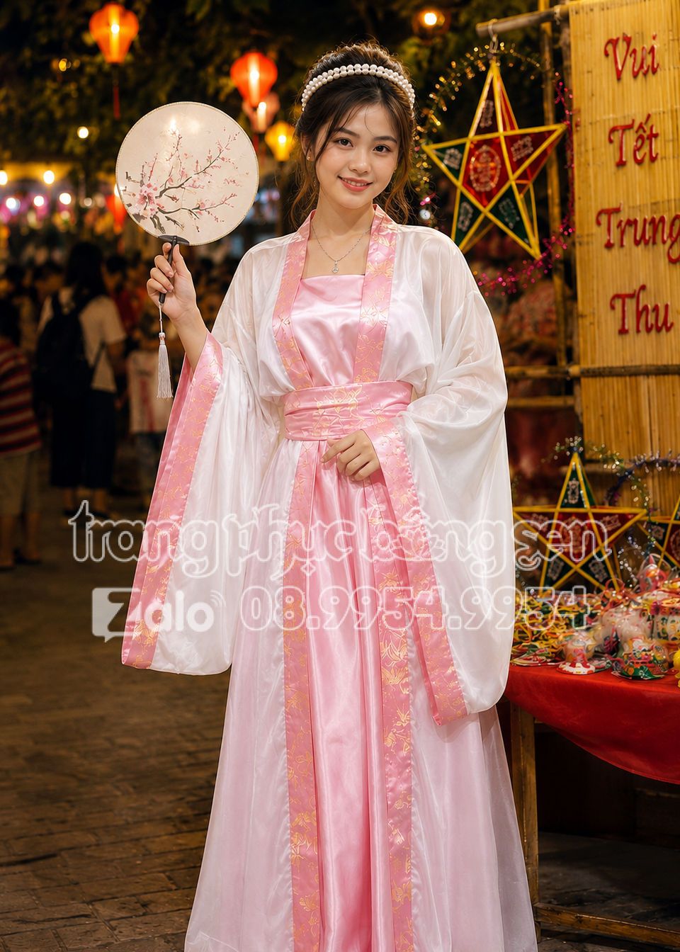 thuê trang phục Hằng Nga tại tphcm