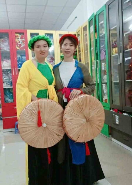 Trang phục đầm múa tứ thân vàng - xám