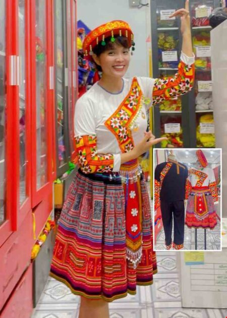Trang phục dân tộc  H'Mông / Mèo trắng tay dài phối thổ cẩm