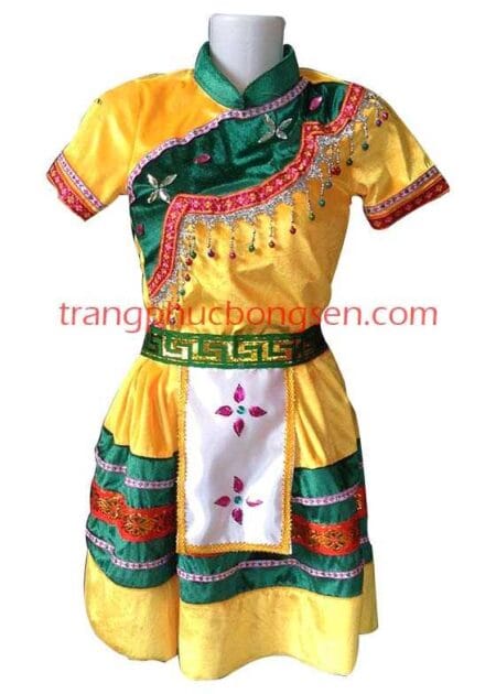 Trang phục dân tộc Mèo nhung vàng - xanh rêu