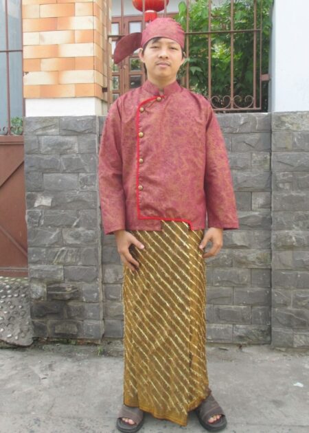 Trang phục Myanmar nam màu nâu