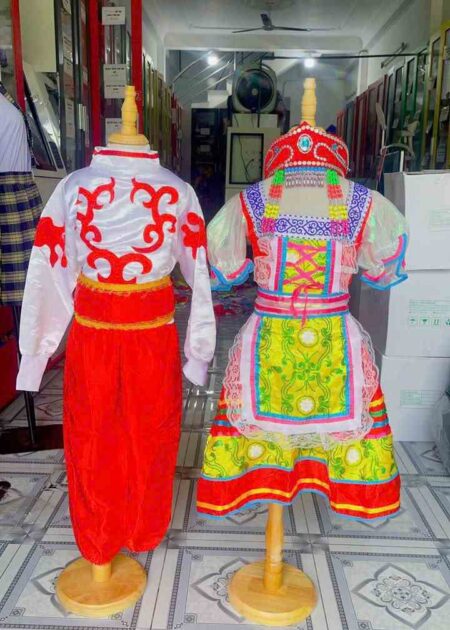 Trang phục nước Nga trẻ em Nam Nữ