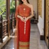 Trang phục truyền thống Thái Lan nữ màu đỏ