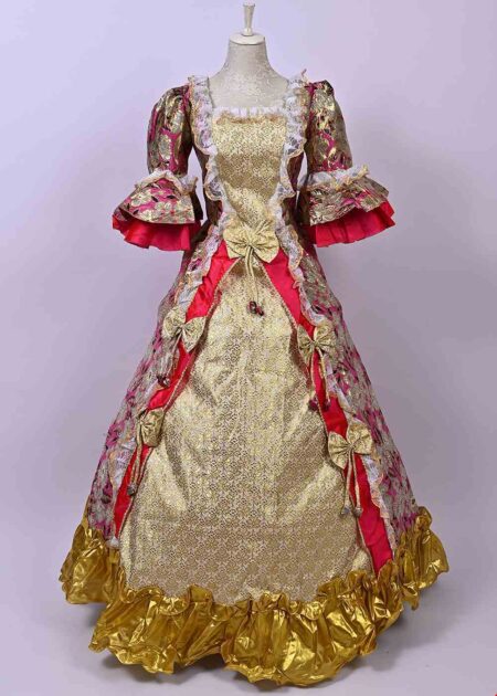 Váy đầm nữ hoàng, quý tộc Châu Âu màu đỏ