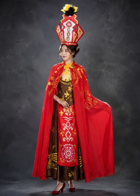 Âu Lạc nữ yếm váy nâu