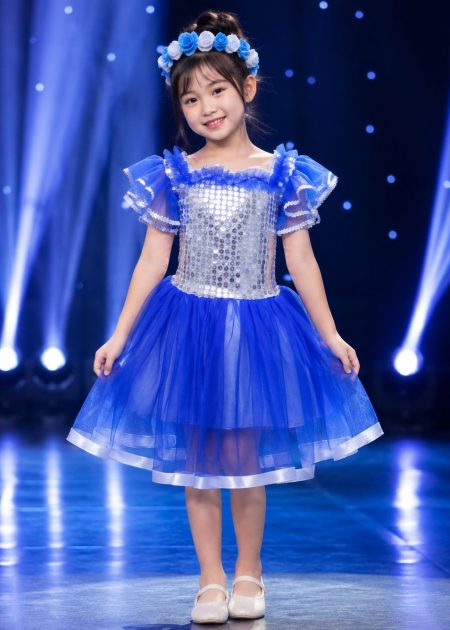 Đầm múa mầm non kim sa trắng váy xanh dương