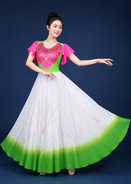Đầm múa sen tay cánh tiên váy vẽ cánh sen