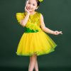 Đầm múa trẻ em xanh lá chéo vai đầm bồng