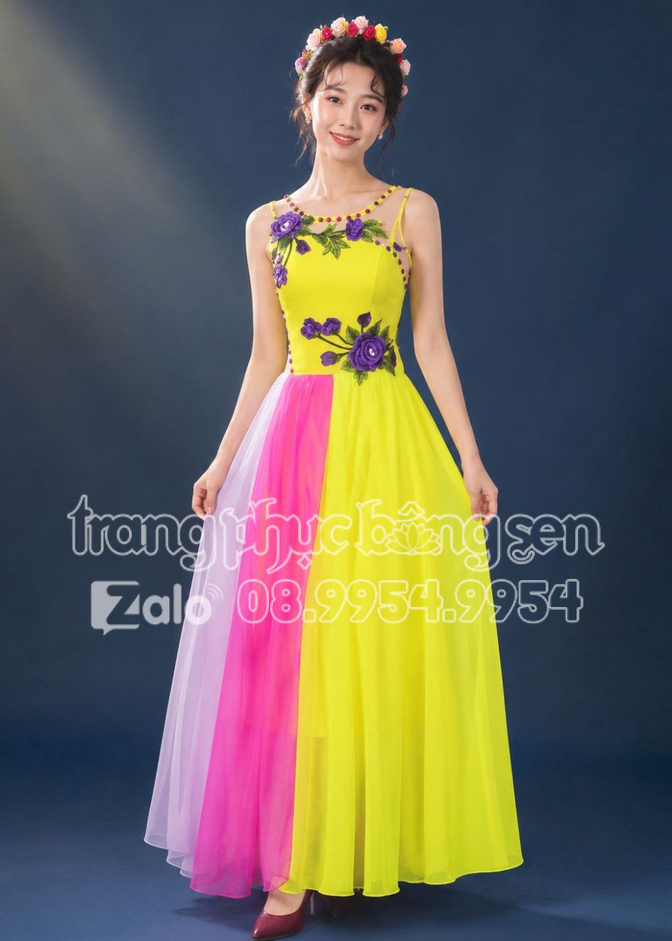 Đầm múa vàng thêu hoa 3D