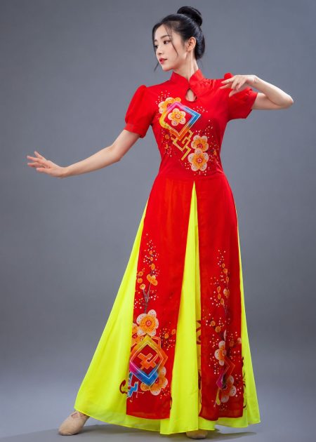 Đầm múa vẽ cổ trụ tay cánh tiên màu đỏ