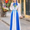 thuê áo tứ thân lụa trắng phối xanh dương