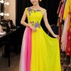 thuê đầm ca hát múa vàng hoa 3D tím