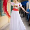 thuê đầm múa dài cổ vuông tay bèo