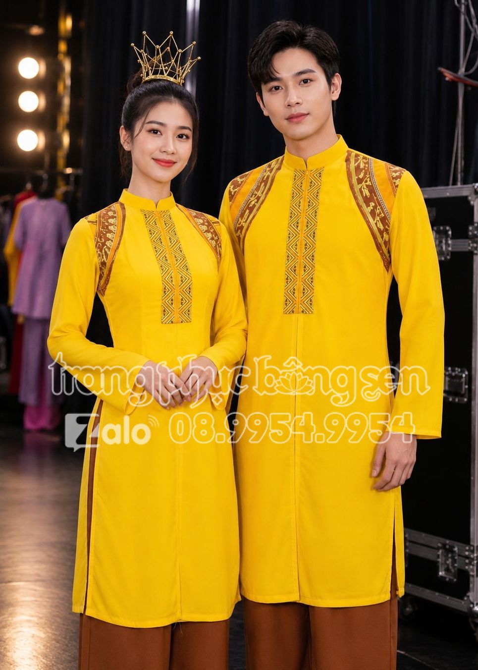 Thuê đồ biểu diễn trang phục áo dài nam nữ múa hát sử ca Âu Lạc màu vàng đồng