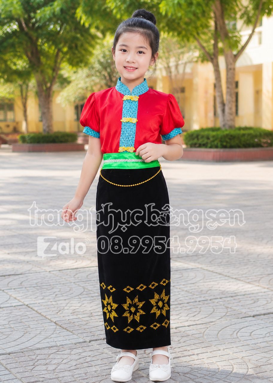 trang phục dân tộc Thái tiểu học đỏ