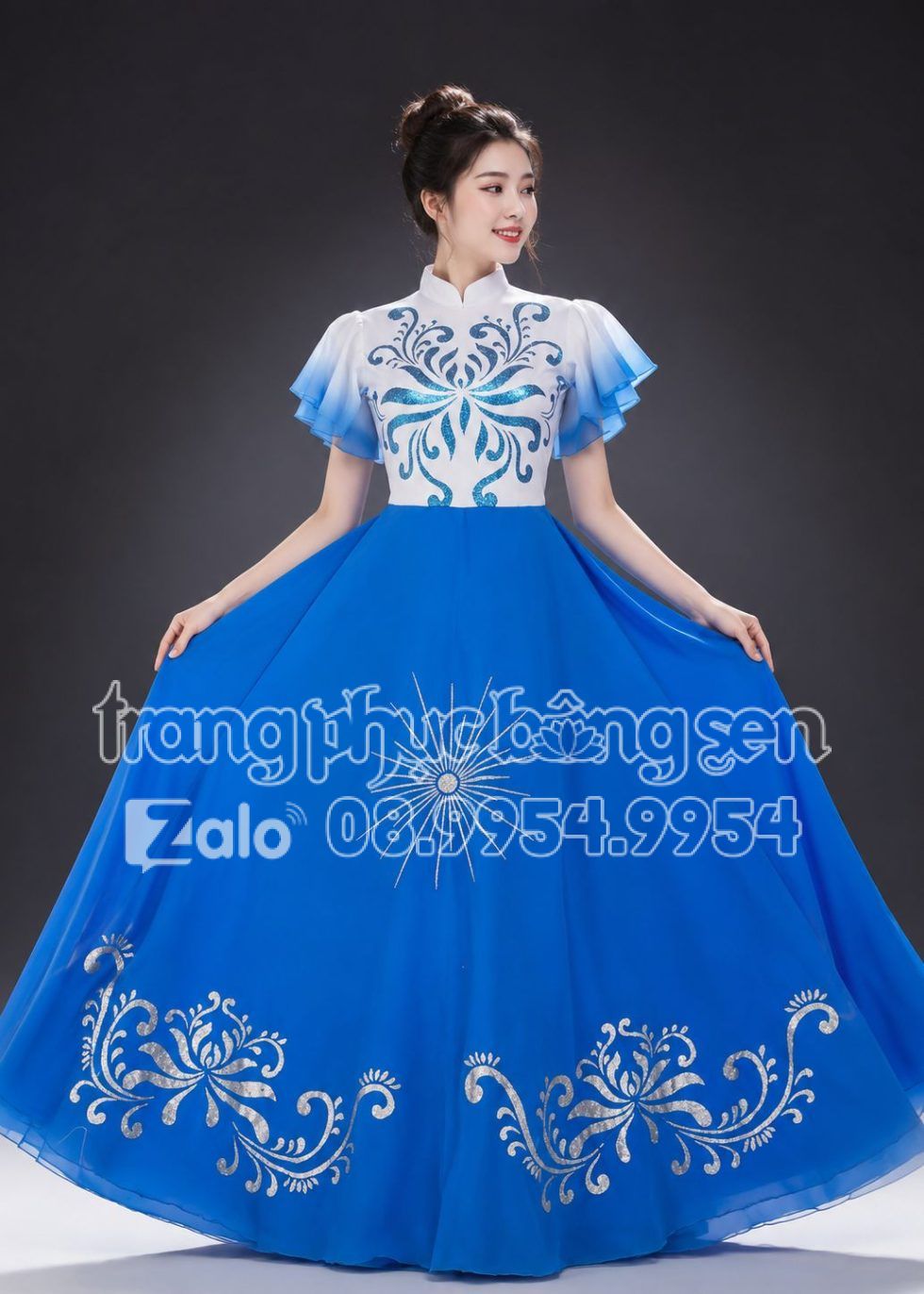Trang phục múa hát đầm voan trắng váy xanh cổ trụ tay cánh tiên