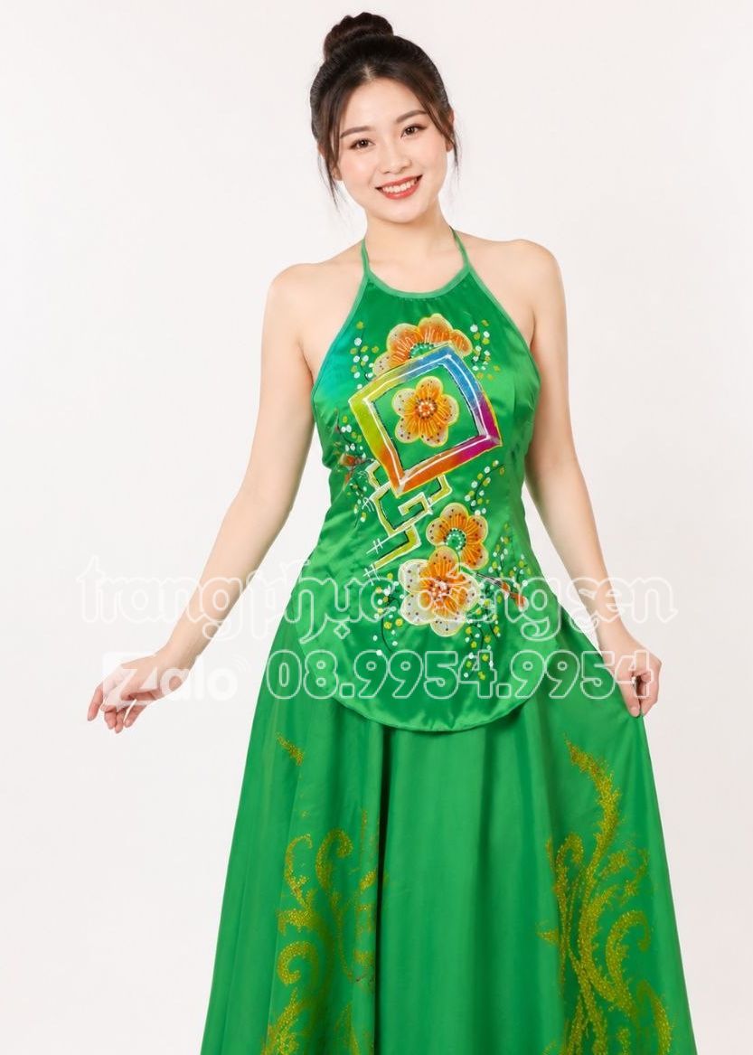 yem ve mau xanh la trang phục múa