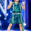 Trang phục nhảy hiện đại trẻ em kim sa xanh to đổi màu