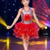 Váy múa mầm non đỏ thân kim sa trắng bông ngực lớn